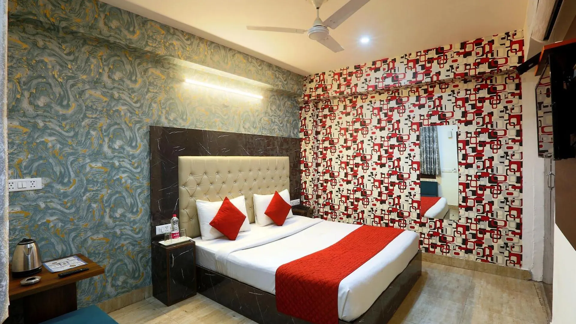 Hotel Mayank Plaza-Near Igi Airport Terminal-3 New Delhi