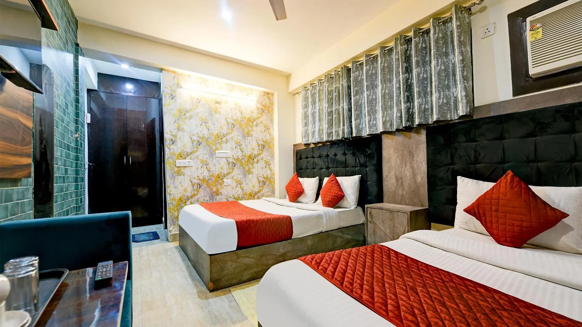 Hotel Mayank Plaza-Near Igi Airport Terminal-3 New Delhi