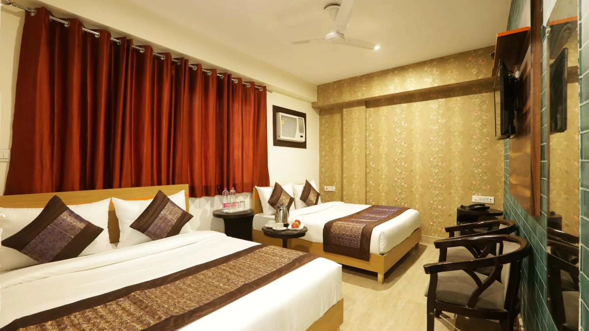 Hotel Mayank Plaza-Near Igi Airport Terminal-3 New Delhi